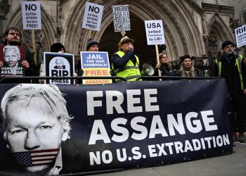 Juez remite al Gobierno la orden de extradición de Assange para ser firmada