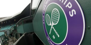 Wimbledon prohíbe competir a los tenistas rusos y bielorrusos