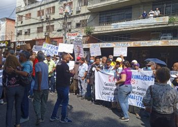 Jubilados sin repuestas sobre sus peticiones salariales seguirán en las calles