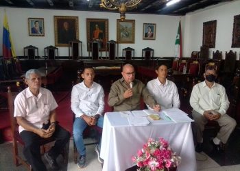 Bancada opositora de Valera dio a conocer su informe de los 100 días de gestión