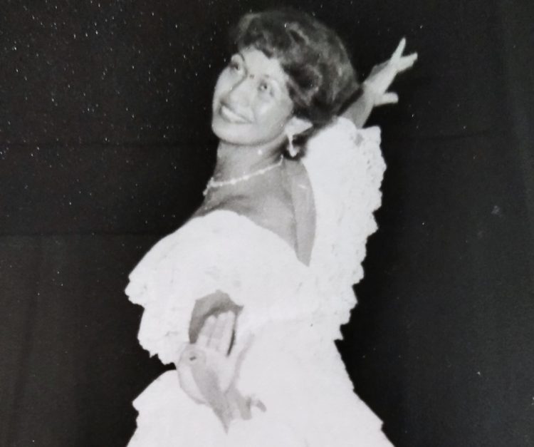 Gladys Mota  se  dedicó a sembrar en la juventud el amor por las danzas y el folklor, y lo logró. Gráfica: Archivos Diario de Los Andes.