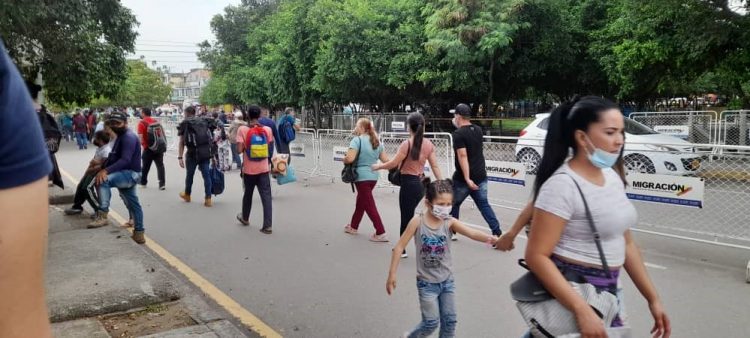sabel Castillo, presidente de la Cámara de Comercio del municipio Bolívar, denuncia que el cierre de la frontera ha conllevado pérdidas millonarias. Foto: Cortesía.
