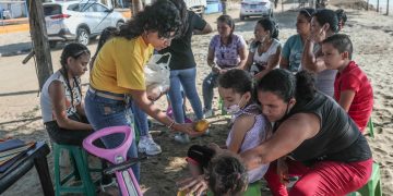 Salud y educación, un sueño lejano para los venezolanos entre Perú y Ecuador