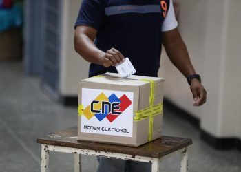 La oposición venezolana anuncia consultas sobre las primarias presidenciales