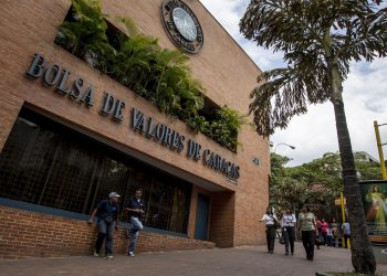 La salida a bolsa de empresas públicas venezolanas queda en vilo