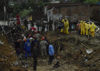 Cerca de 60 muertos y 60 desaparecidos por las lluvias en el noreste de Brasil