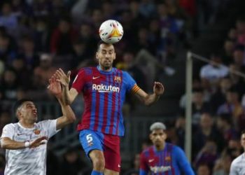 Barcelona sufre para vencer al Mallorca y sigue segundo en la Liga Santander