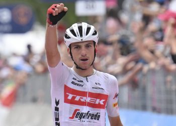 La semana decisiva del Giro se abre con el Mortirolo y todo por decidir