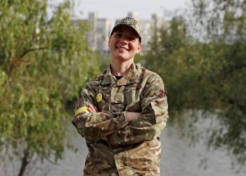 Tania, soldado feminista: «Ir a la guerra no es una cuestión de género»