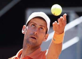 Djokovic, a semifinales sin desgaste