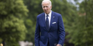 Biden: «Cuándo vamos a plantarnos ante el lobby de armas»