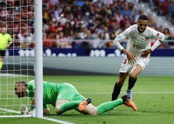 1-1. El Atlético honra a Luis Suárez, En Nesyri asegura la ‘Champions’