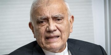 El cardenal Porras no ve «clara» la política de EE.UU. hacia Venezuela