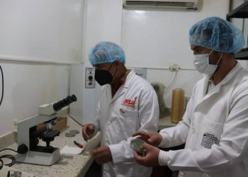 Bernal: calidad de cosechas mejorará gracias a Laboratorio de biocontroladores