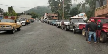 Después de 8 días, llegó la gasolina de Boconó