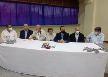 “Mi Viejo Sabio” ejemplo del servidor público