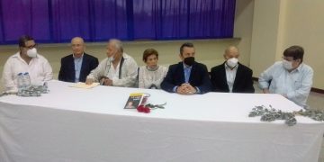 “Mi Viejo Sabio” ejemplo del servidor público