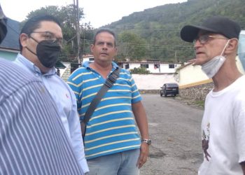 Pésima vialidad y alumbrado público en La Pedregosa denuncia el concejal Luis Millán