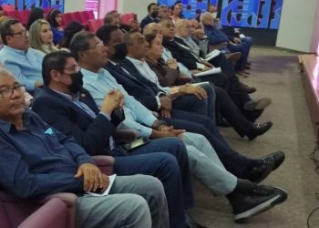 Alcalde Francisco Aguilar procura recursos para el desarrollo municipal