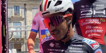 ENTRERUEDAS/Natnael Tesfatsion, grata revelación del Giro al ubicarse en el Top 10