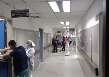 Táchira | Con un déficit de 800 enfermeros en el hospital central este gremio conmemora su día 