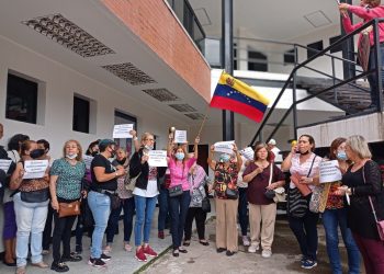«¡Queremos sueldos justos!»: Es el llamado que realizan los docentes jubilados de la Alcaldía de San Cristóbal 