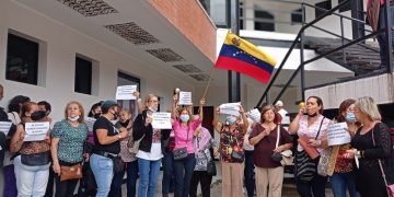 «¡Queremos sueldos justos!»: Es el llamado que realizan los docentes jubilados de la Alcaldía de San Cristóbal 