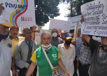 Jubilados y pensionados de Trujillo protestaron por salarios justos 