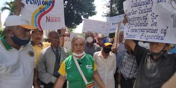 Jubilados y pensionados de Trujillo protestaron por salarios justos 
