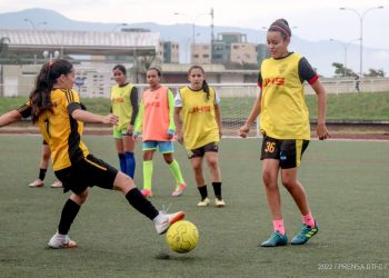 Aurinegras abren la Liga Futve contra el CD Lara