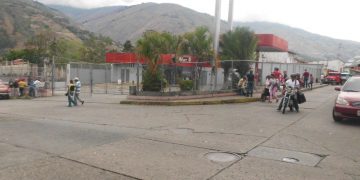 Boconó cumple ocho días sin combustible