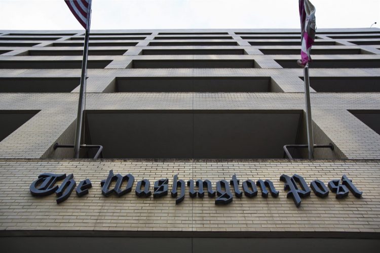 Vista general de la fachada del edificio del The Washington Post en una fotografía de archivo. EFE/Jim Lo Scalzo