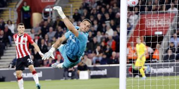 El Liverpool deja viva la Premier hasta el último día