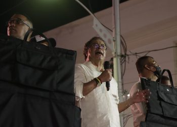 Petro domina la disputa por la Presidencia colombiana en las redes sociales