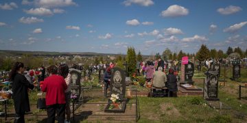 La guerra ha provocado ya en Ucrania más de 4.000 muertos entre la población