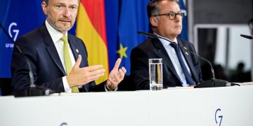 El G7 moviliza 19.800 millones de dólares de ayudas a Ucrania en 2022