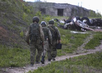 Tres meses después de sentarse a negociar, Moscú y Kiev más lejos que nunca