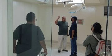 Gobernación de Mérida repara el aire acondicionado del IAHULA