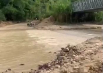 Improvisado paso en Guaruríes entre Mérida y Táchira