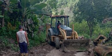 Alcaldía de Alberto Adriani despejó vía a Mesa del Caraño tras 15 días bloqueado por derrumbes