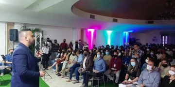 Ejecutivo regional impulsa el uso y manejo de monedas digitales