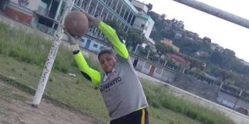 AQUÍENTRECHAMOS / Santiago Moros: Con ilusión y  fe se abre paso en el fútbol y en la vida