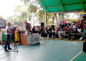 Háblame Gerardo: Llenó totalmente lo salones  del parque Fernando Guerrero Fuenmayor