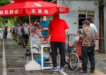 ¿Su vecino podría tener la covid?. En China le pagarán por delatarlo
