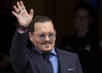 Johnny Depp se da de alta en TikTok y pide a sus fans «seguir adelante»