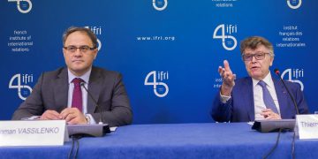 Francia y Kazajistán consolidan su relación con la mirada puesta en Ucrania