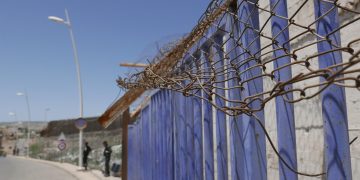 Ascienden a 23 los emigrantes fallecidos en valla de Melilla, según Marruecos