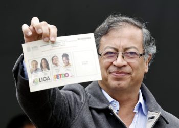 Petro insiste en los intentos de fraude en las elecciones colombianas tras votar