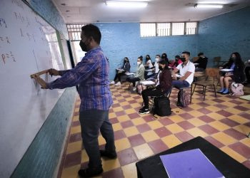 El cierre de escuelas hipotecó el futuro de millones de niños en Latinoamérica