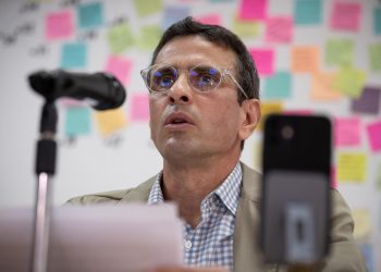 Capriles rechaza unas primarias excluyentes